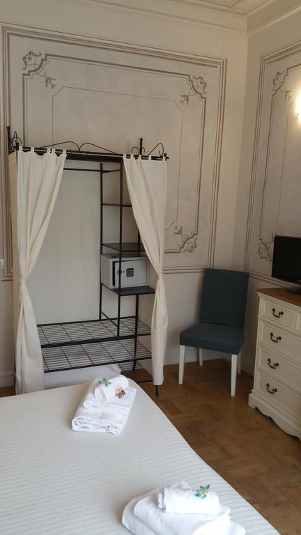 ローマ スイーツ ピアッツァ デル ポポロ Bed & Breakfast エクステリア 写真